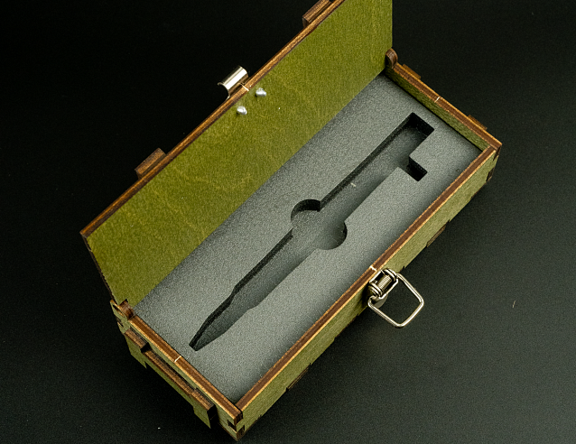 Ручка-патрон в деревянном ящике. Фото № 11